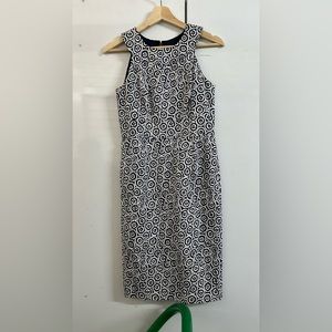 Women’s dress Adrianna Papell